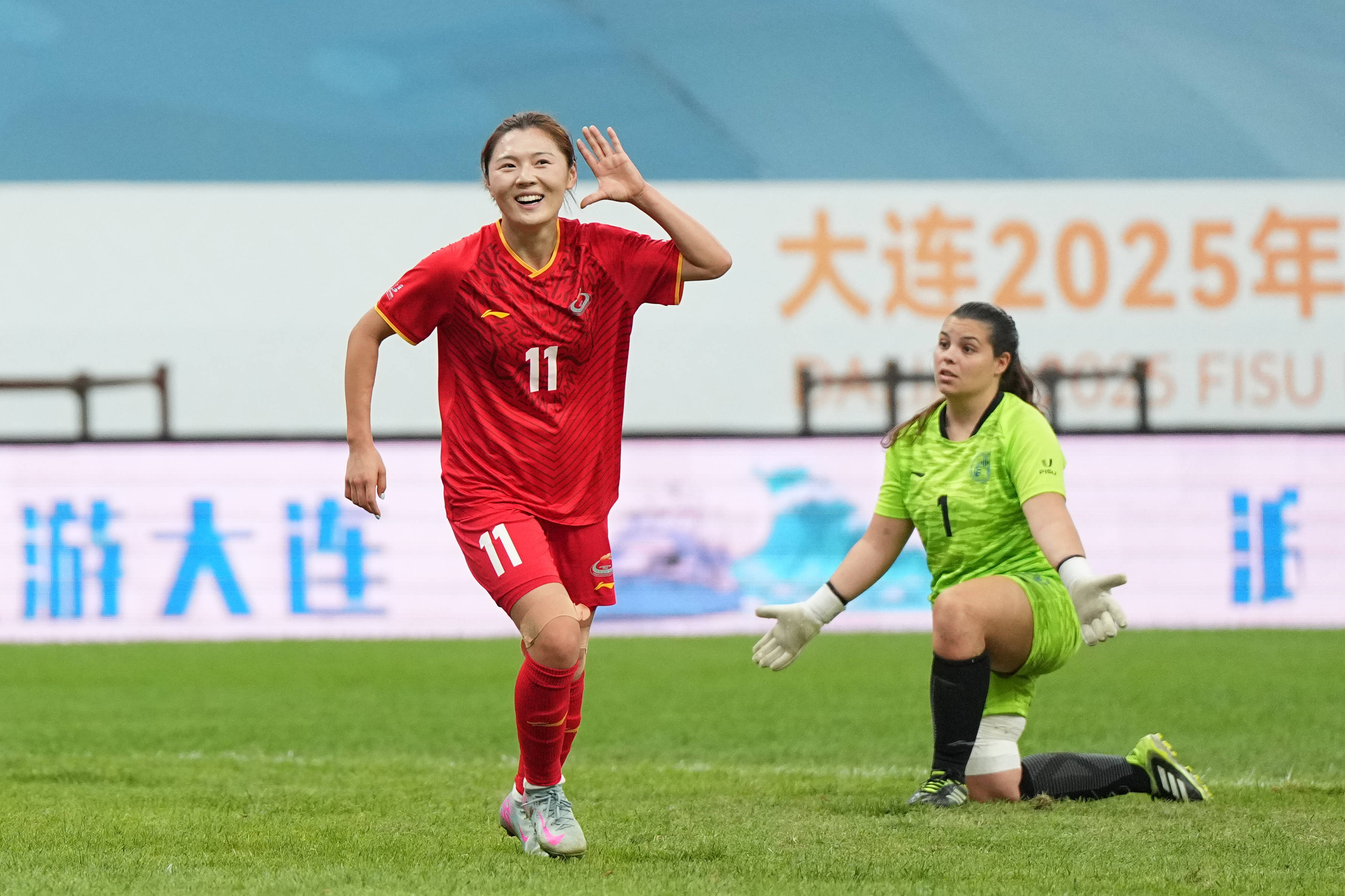 包含转会期体能课后；瓦伦西亚外线爆发备战欧篮联；话题不断；球队文化再被提及的词条